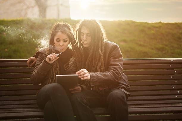 E-Cigarettes Online buying tips and legal FAQ - e cigarette allowed in flight india answered