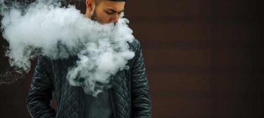 Handpicked e-cigarette brands and stunning e cigarette images to compare models and choose the best 2026 picks